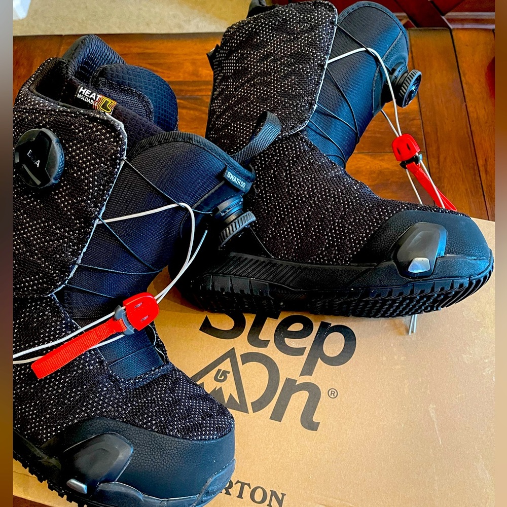NEW IN BOX - BURTON SWATH STEP-ON Men's Snowboard Boots